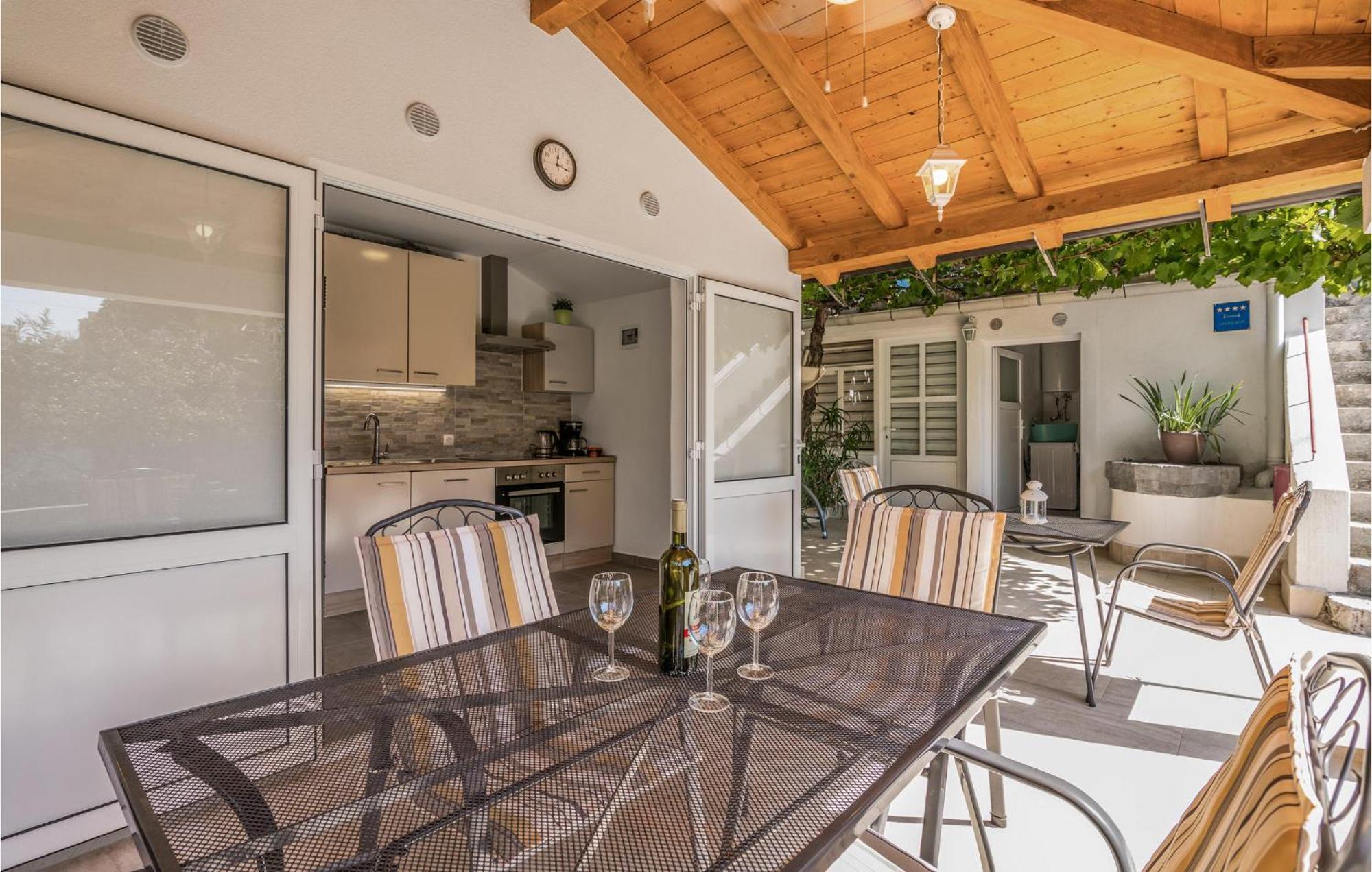 Gorgeous Apartment In Krk With Wifi Punat Exterior foto
